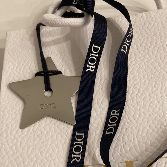 🛍 DIOR white shopping bag. - Picture 7 of 7